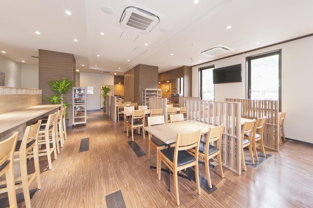 Hotel Route-Inn Saiki Ekimae Екстер'єр фото